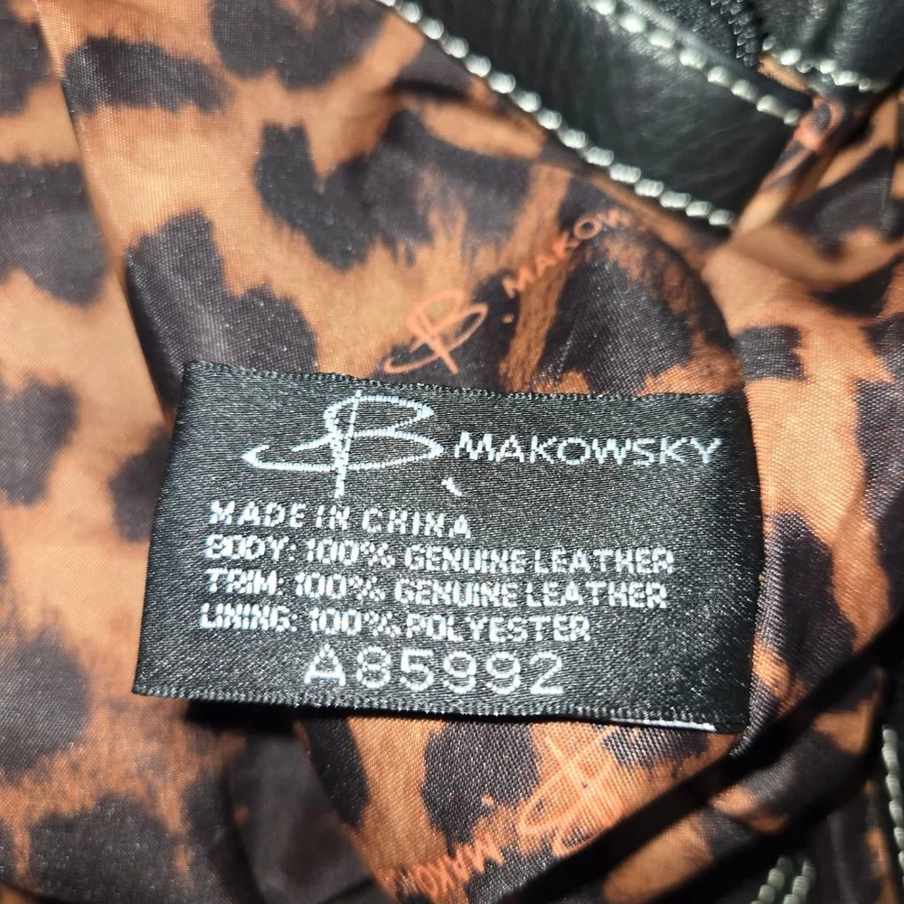 b. makowsky Large Multi Color Leather Hobo Bag in Beige, Black, Silver & Brown - Picture 13 of 14